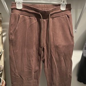 Alphalete identity joggers